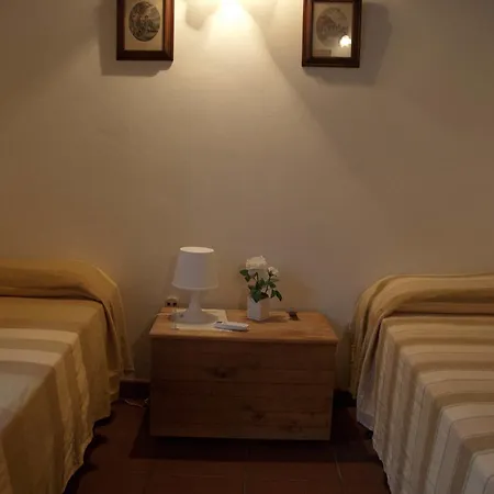 فندق مبيت وإفطار La Ferula