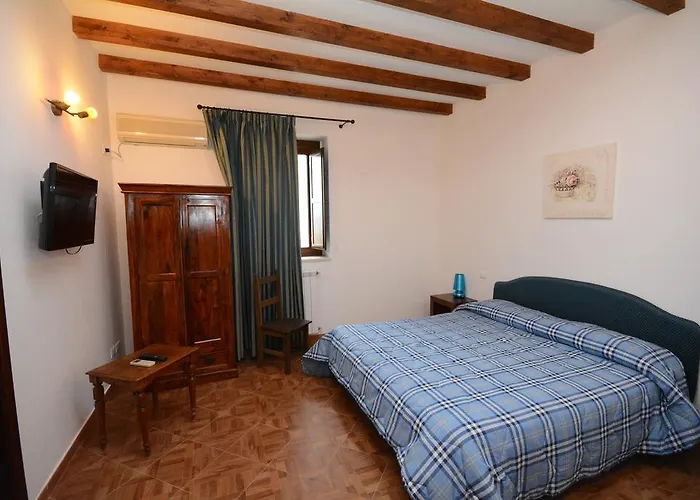 La Ferula Scillato (Sicily)